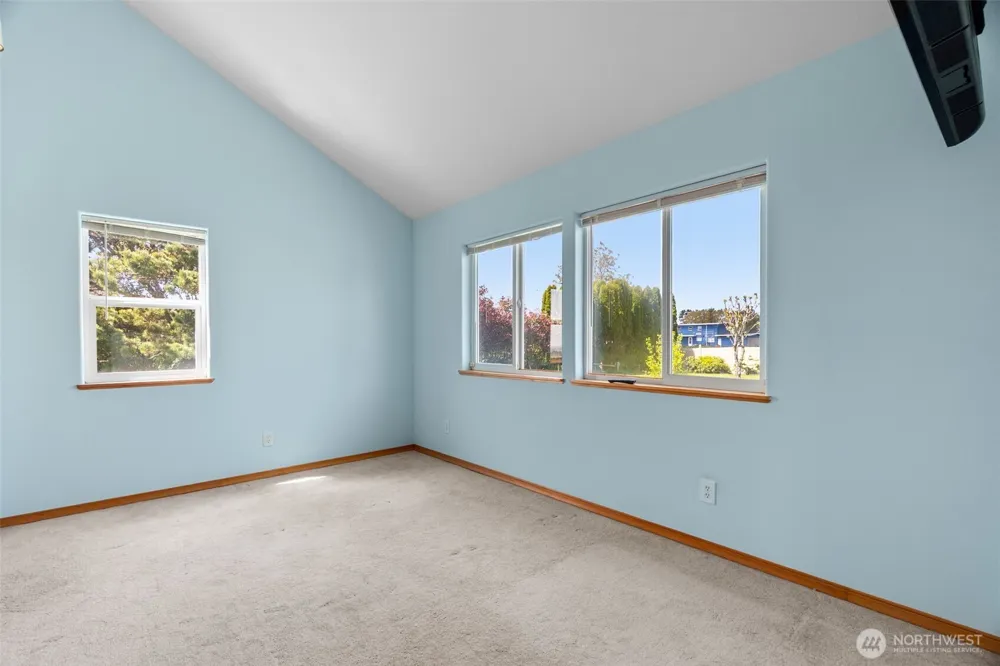 3253 Kindered Avenue Tokeland, WA 98590