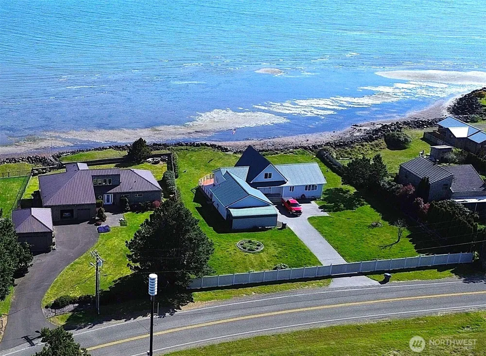 3253 Kindered Avenue Tokeland, WA 98590
