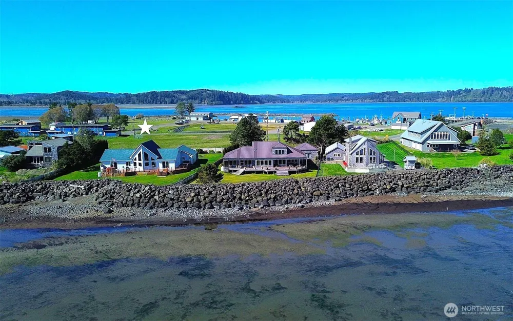 3253 Kindered Avenue Tokeland, WA 98590