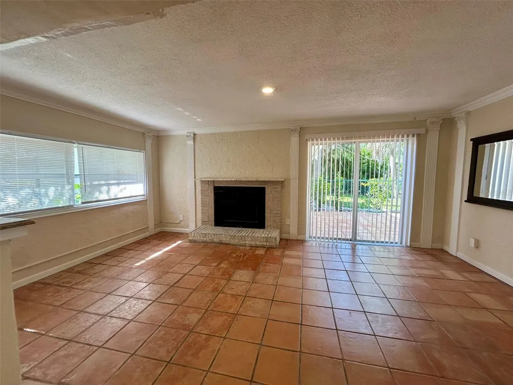 115 RIO DE PAZ Port Charlotte, FL 33980