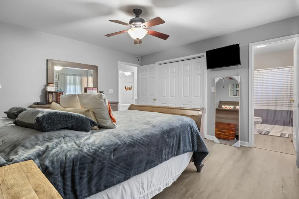 78 Patterson Cir Mc Ewen, TN 37101
