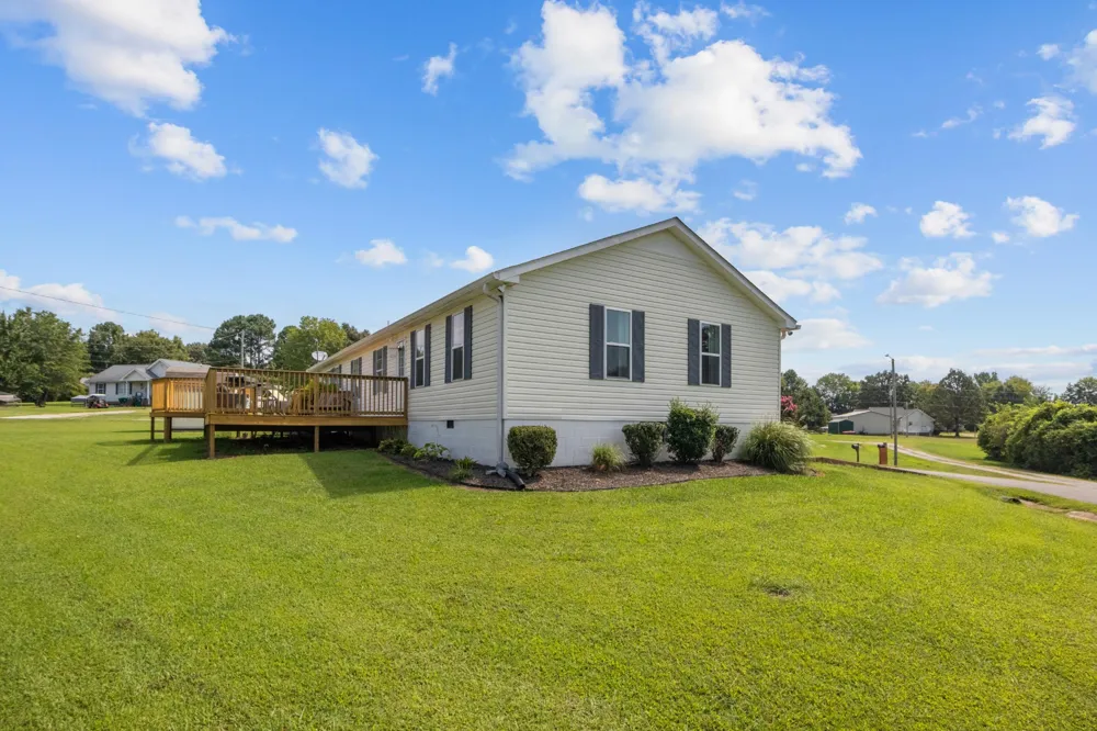 78 Patterson Cir Mc Ewen, TN 37101