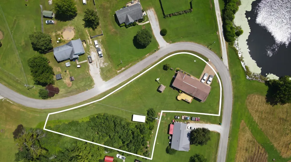 78 Patterson Cir Mc Ewen, TN 37101