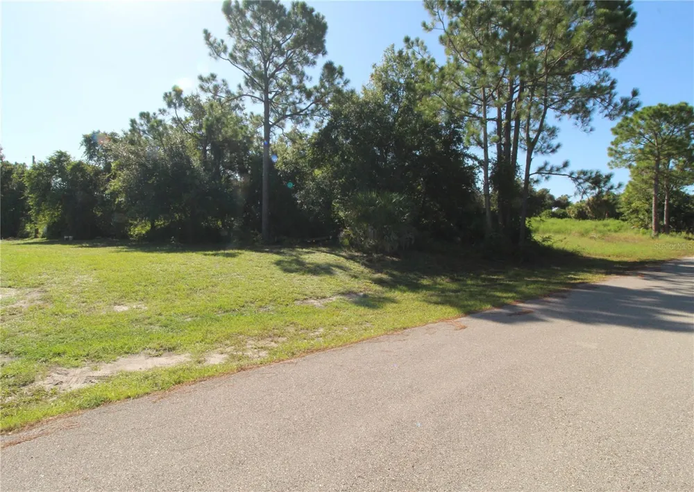 CHAMRADE ROAD North Port, FL 34288