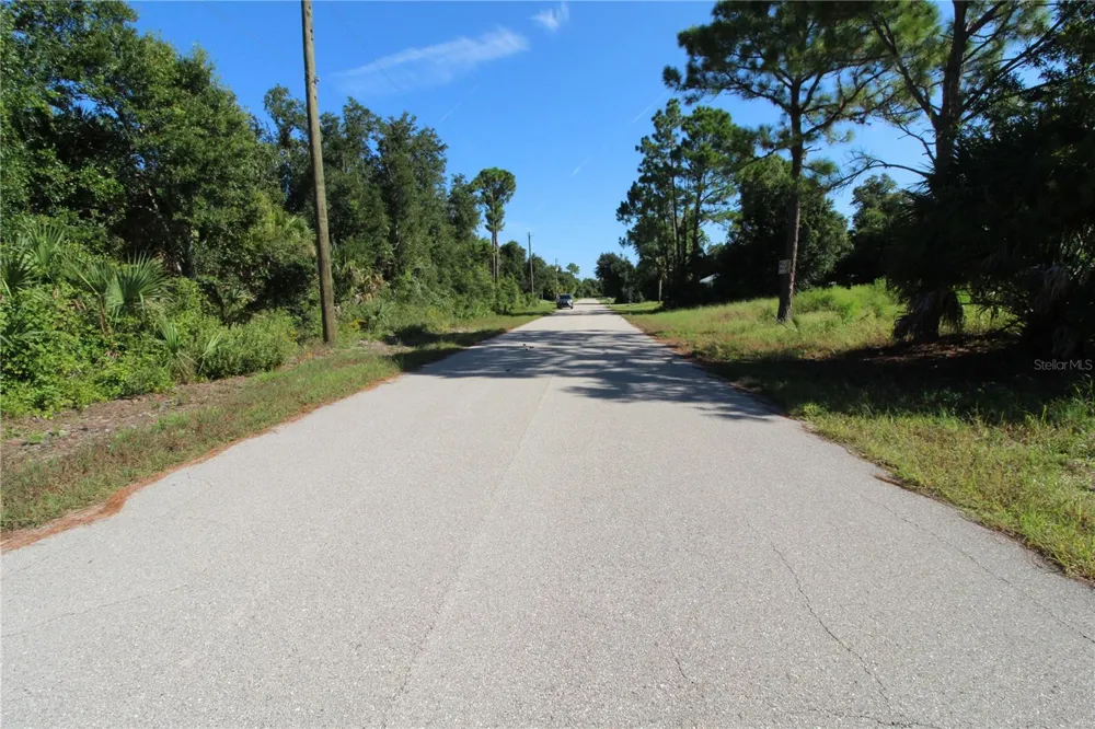 CHAMRADE ROAD North Port, FL 34288