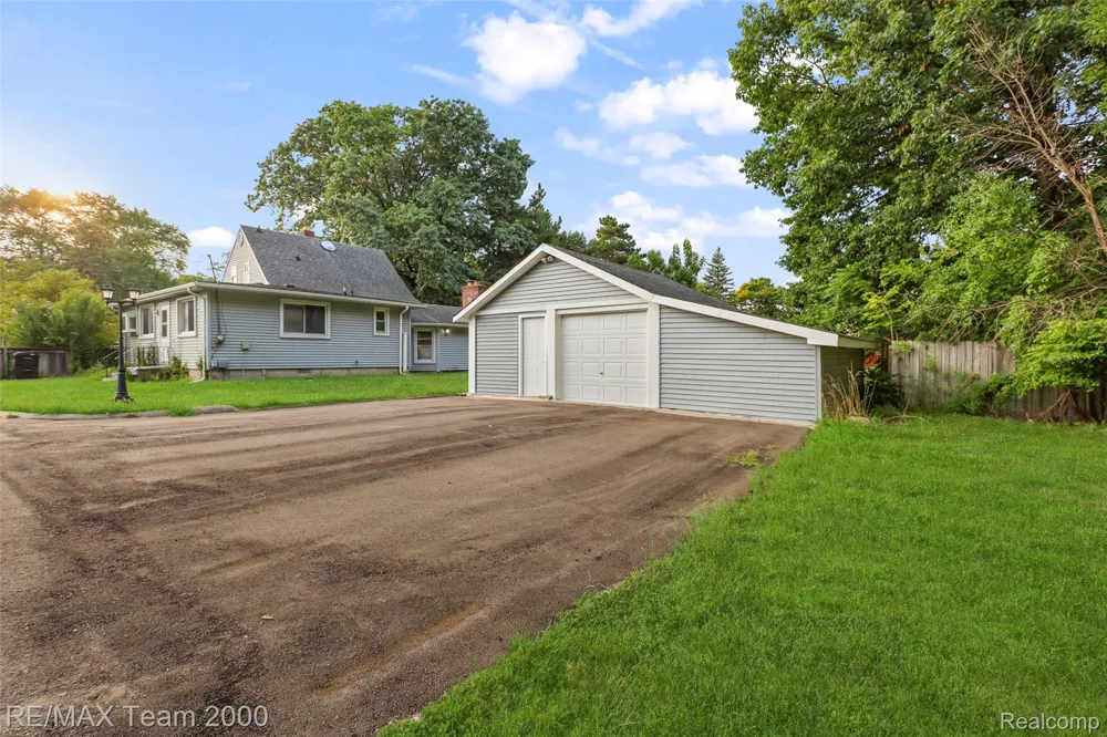 12930 Beech Daly Road Redford Charter Township, MI 48239