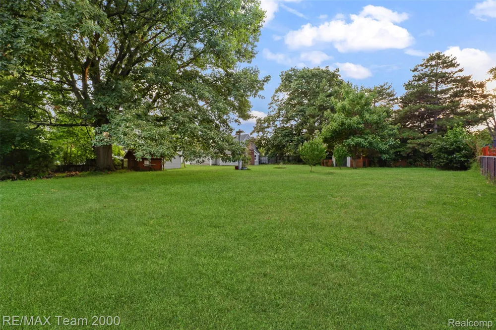 12930 Beech Daly Road Redford Charter Township, MI 48239