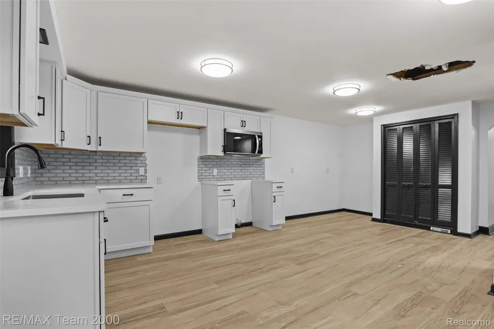 12930 Beech Daly Road Redford Charter Township, MI 48239