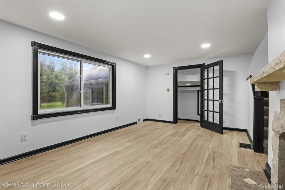 12930 Beech Daly Road Redford Charter Township, MI 48239