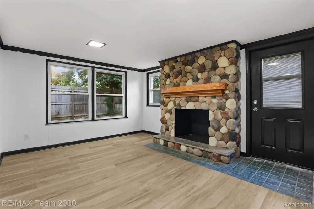 12930 Beech Daly Road Redford Charter Township, MI 48239