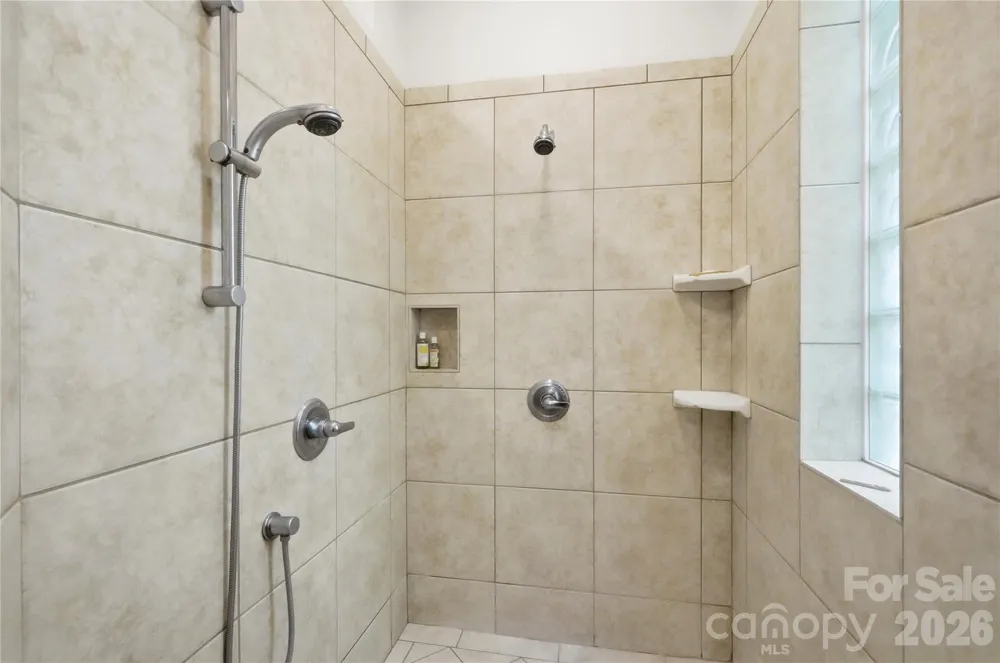 1075 Lakefront Woods Drive Belmont, NC 28012