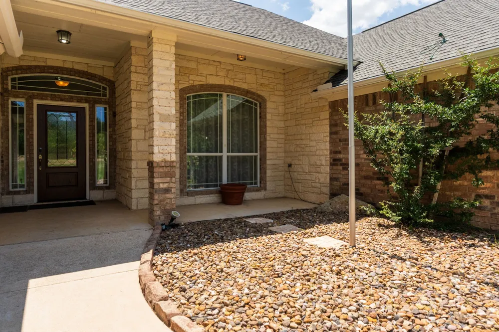 901 County Road 3150 Kempner, TX 76539