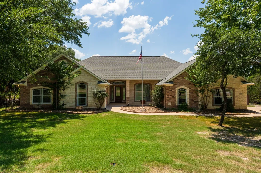 901 County Road 3150 Kempner, TX 76539