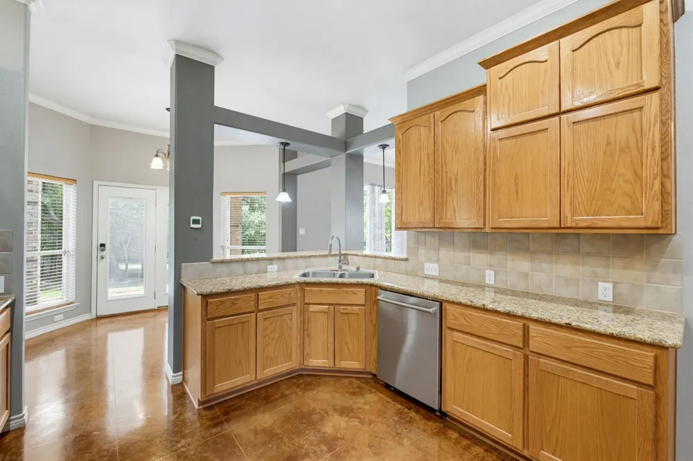 901 County Road 3150 Kempner, TX 76539