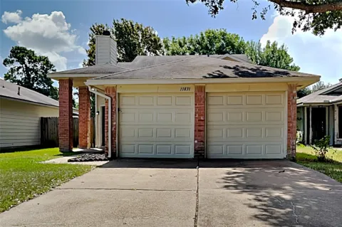 11831 Oakner Drive