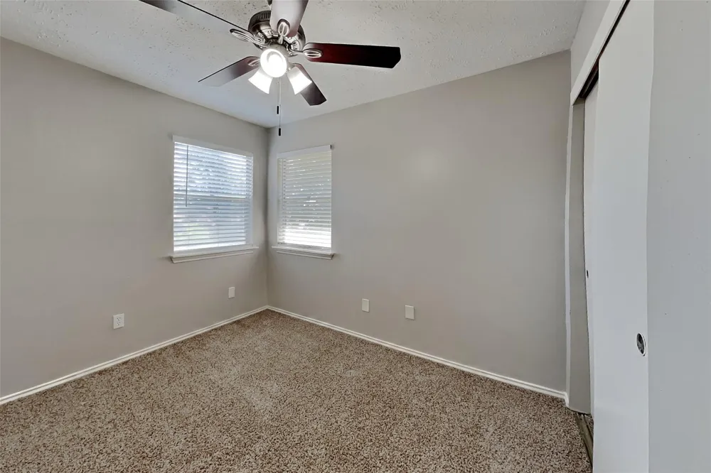 11831 Oakner Drive Tomball, TX 77377