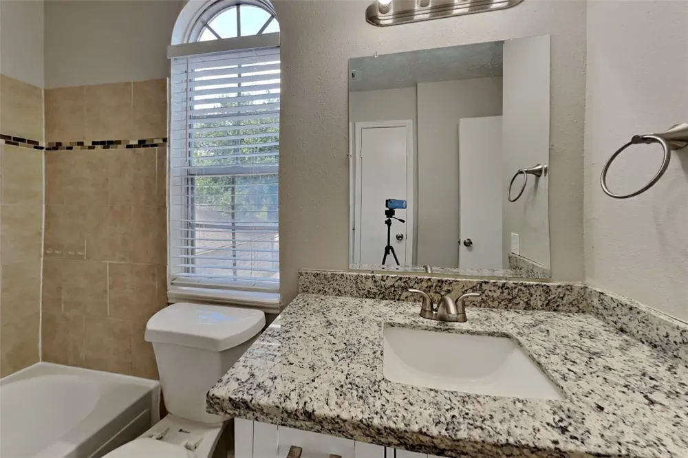 11831 Oakner Drive Tomball, TX 77377