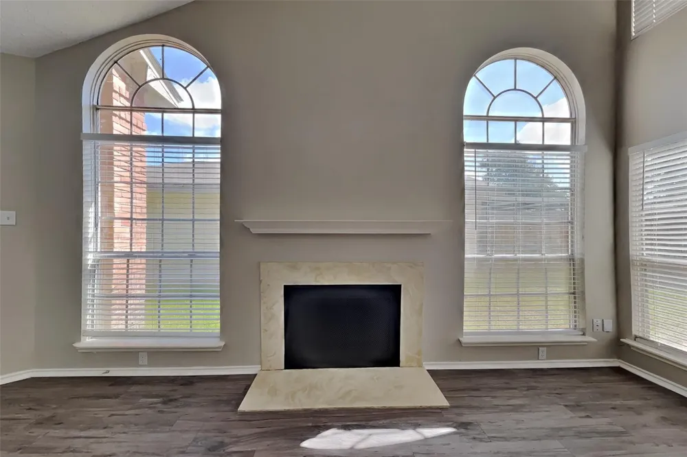 11831 Oakner Drive Tomball, TX 77377