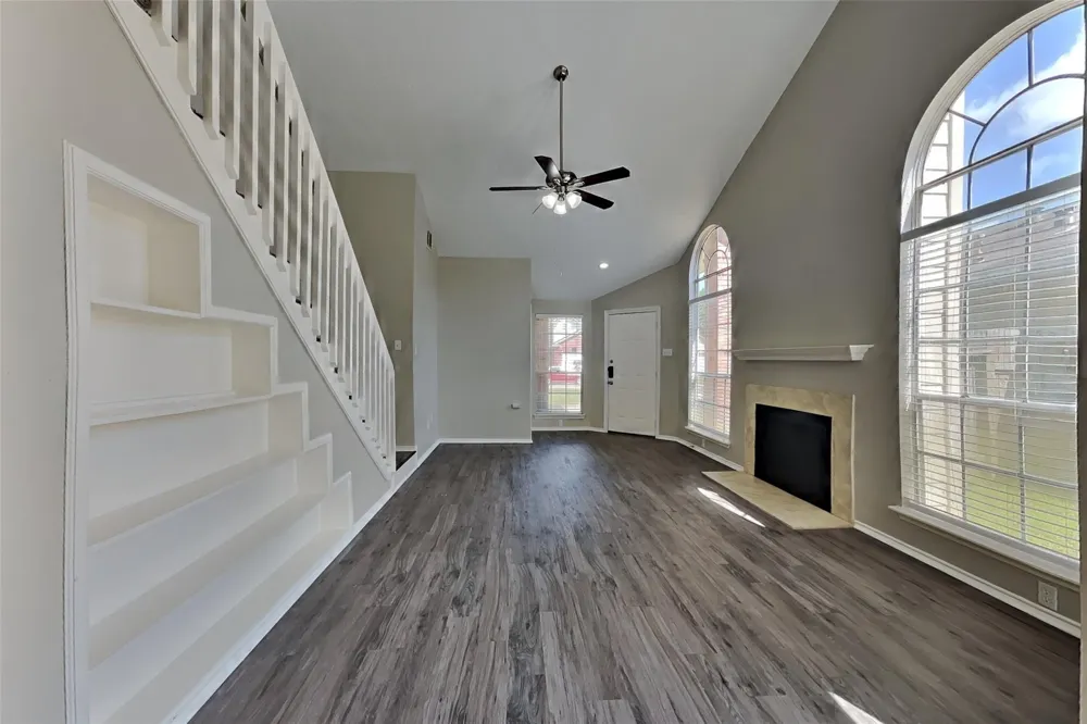 11831 Oakner Drive Tomball, TX 77377