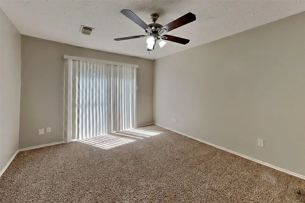 11831 Oakner Drive Tomball, TX 77377