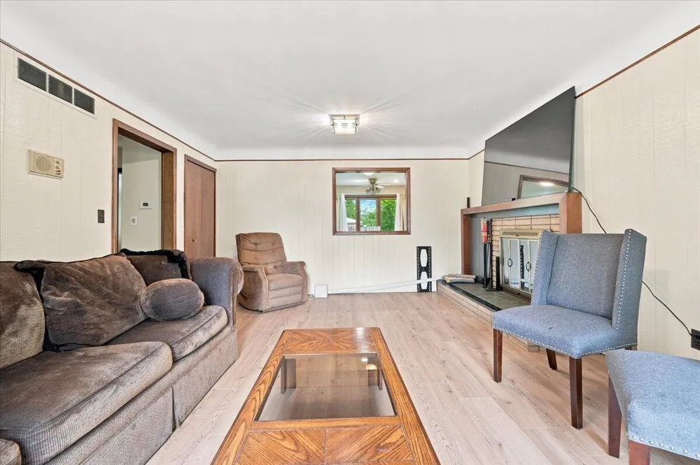 27218 Lehigh Street Inkster, MI 48141