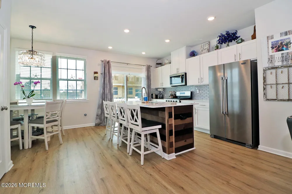 16 Baybreeze Drive Waretown, NJ 08758