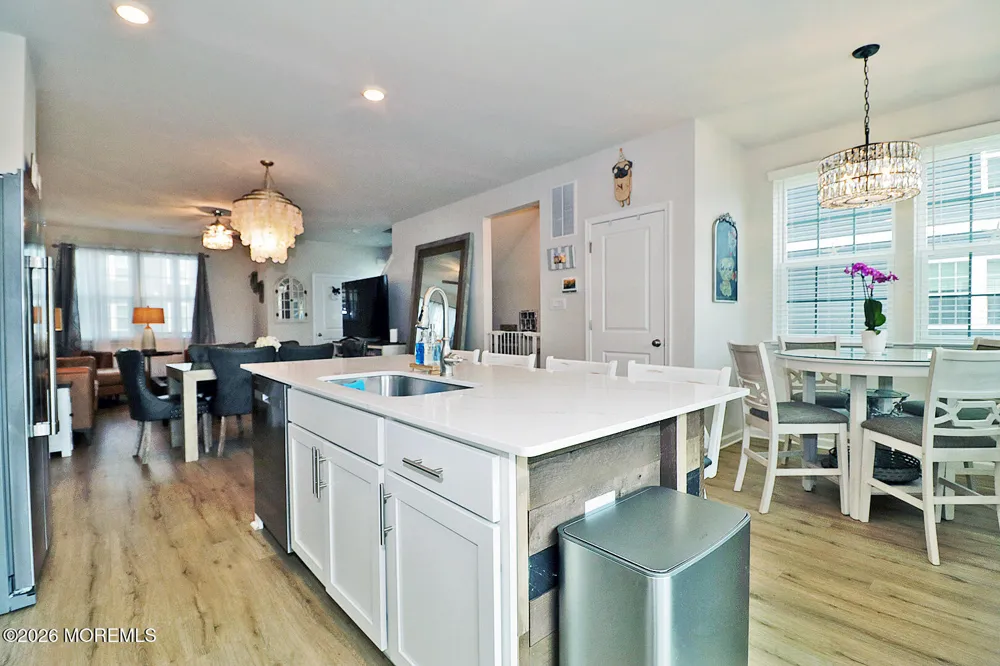 16 Baybreeze Drive Waretown, NJ 08758