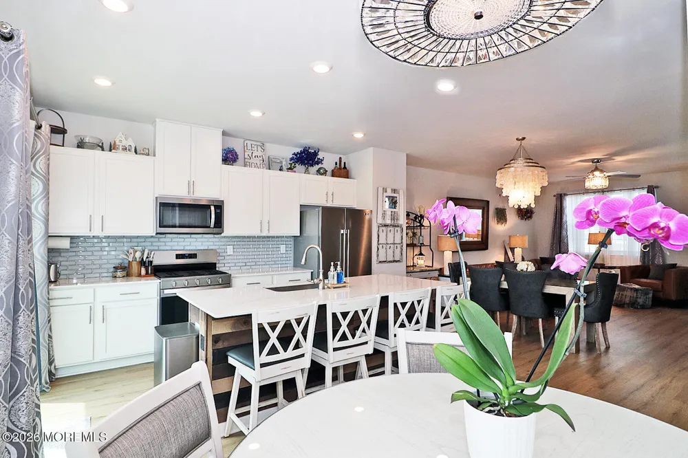 16 Baybreeze Drive Waretown, NJ 08758