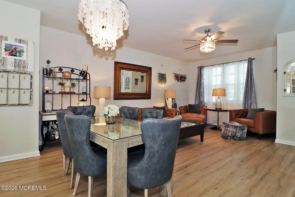 16 Baybreeze Drive Waretown, NJ 08758