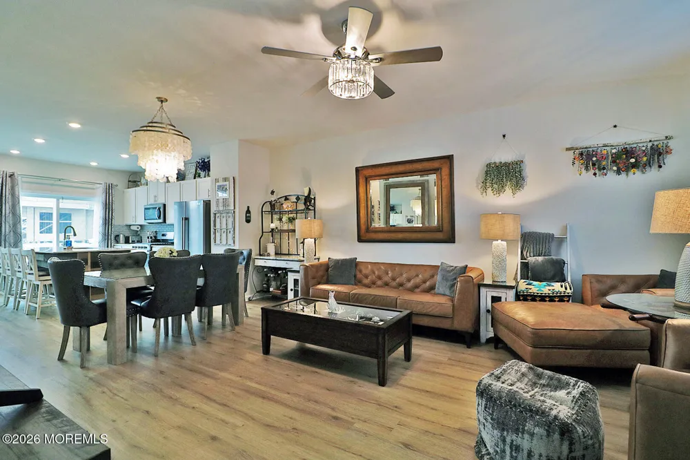 16 Baybreeze Drive Waretown, NJ 08758