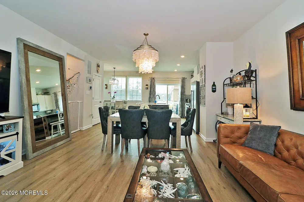 16 Baybreeze Drive Waretown, NJ 08758