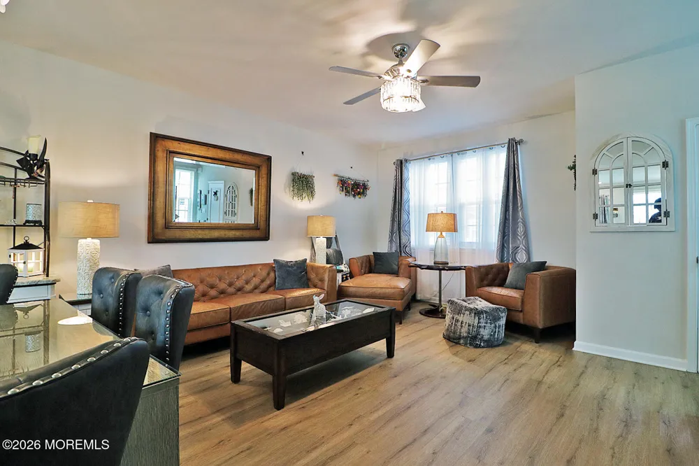 16 Baybreeze Drive Waretown, NJ 08758