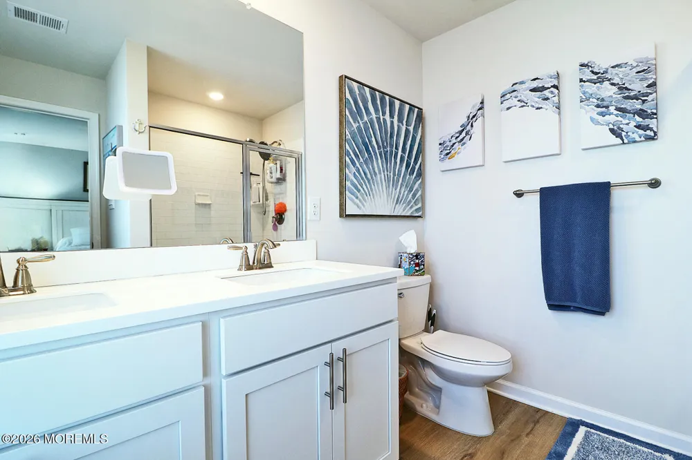 16 Baybreeze Drive Waretown, NJ 08758