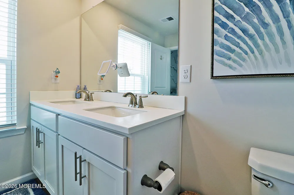 16 Baybreeze Drive Waretown, NJ 08758