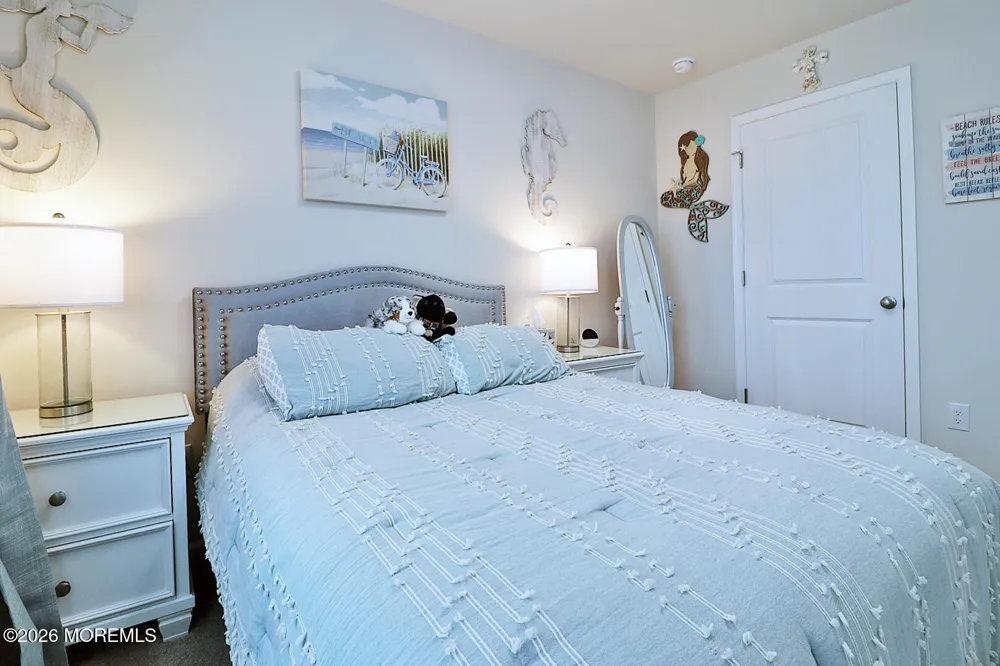 16 Baybreeze Drive Waretown, NJ 08758