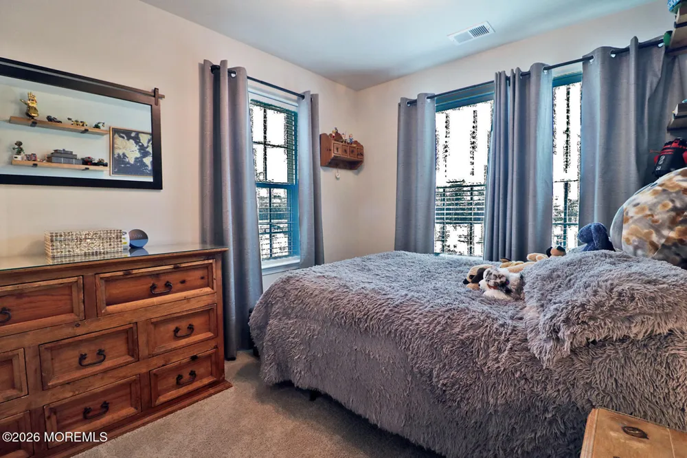 16 Baybreeze Drive Waretown, NJ 08758