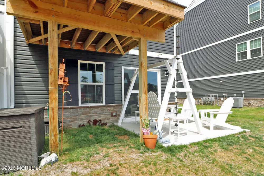 16 Baybreeze Drive Waretown, NJ 08758