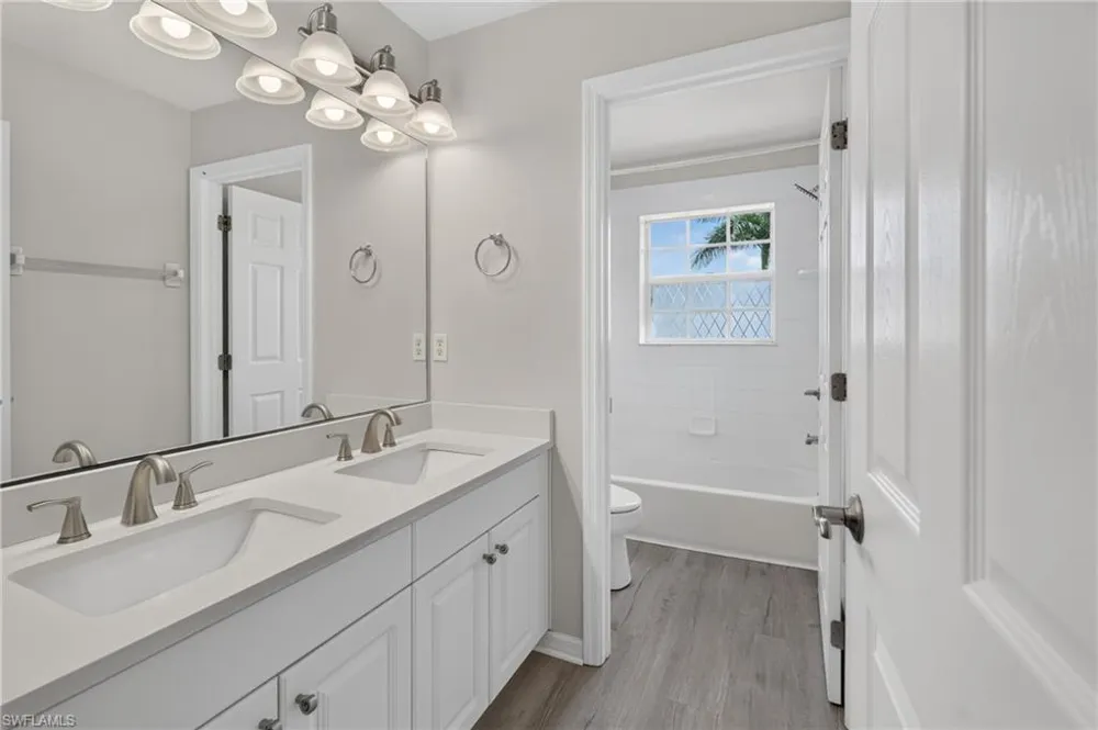 9026 Astonia Way Estero, FL 33967