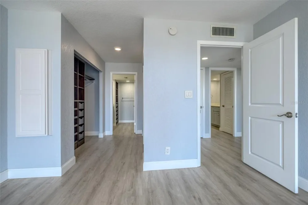 220 BELLEVIEW BOULEVARD #812 Belleair, FL 33756