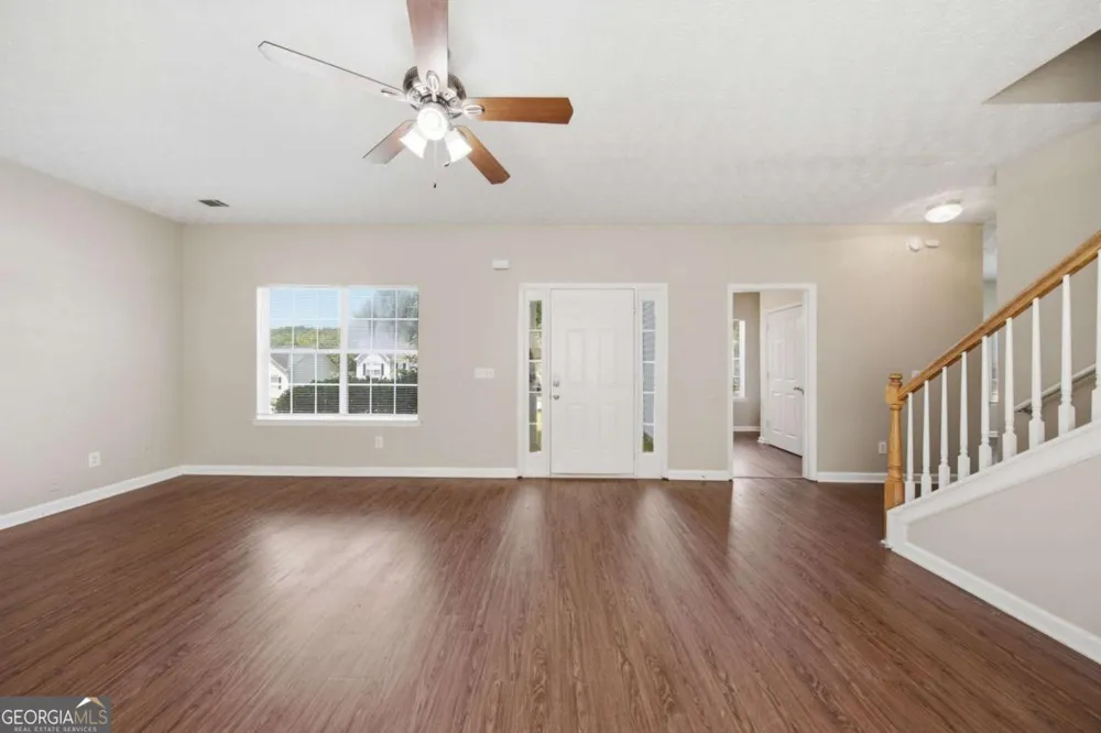 4516 Swan TRCE Union City, GA 30349