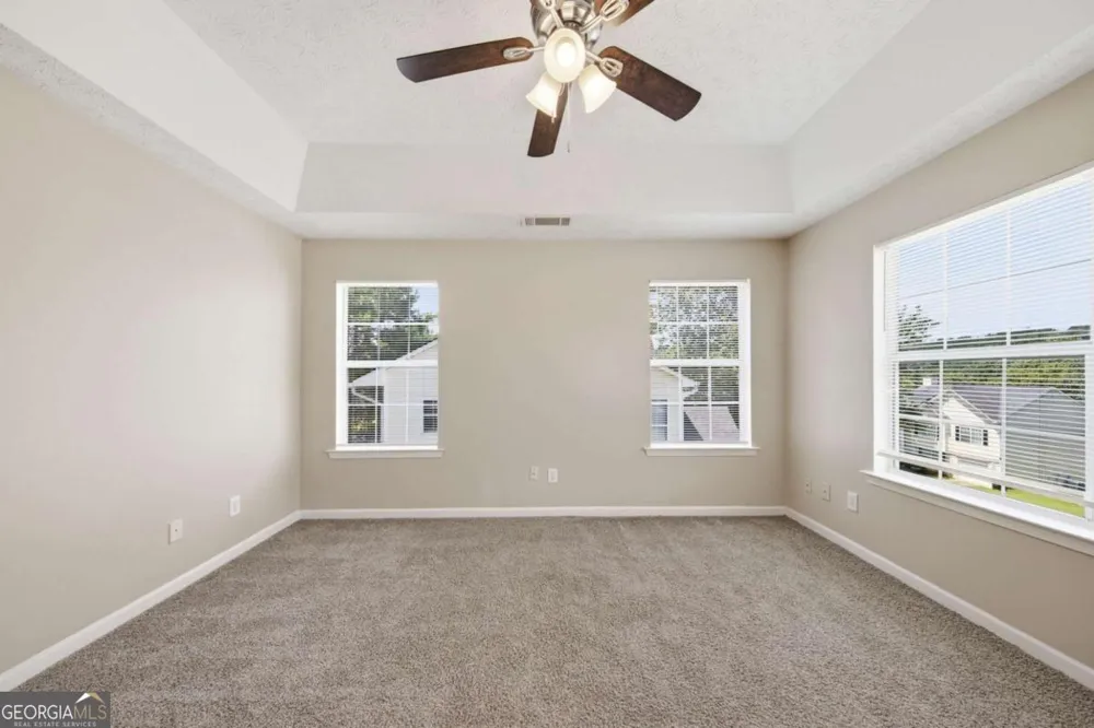 4516 Swan TRCE Union City, GA 30349