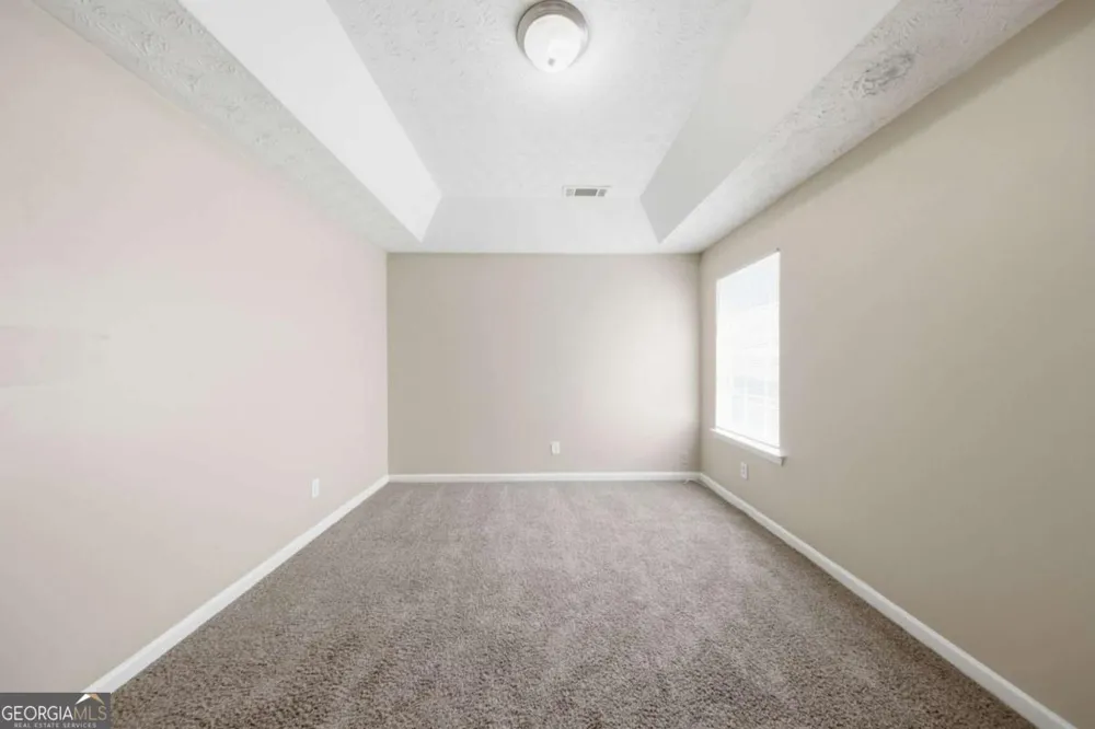 4516 Swan TRCE Union City, GA 30349