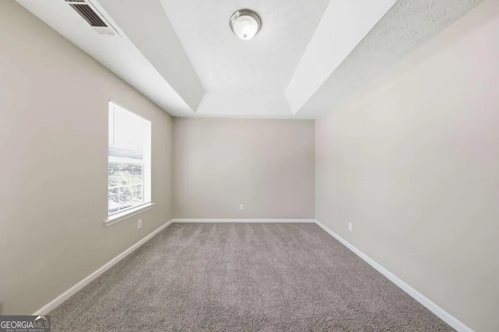 4516 Swan TRCE Union City, GA 30349