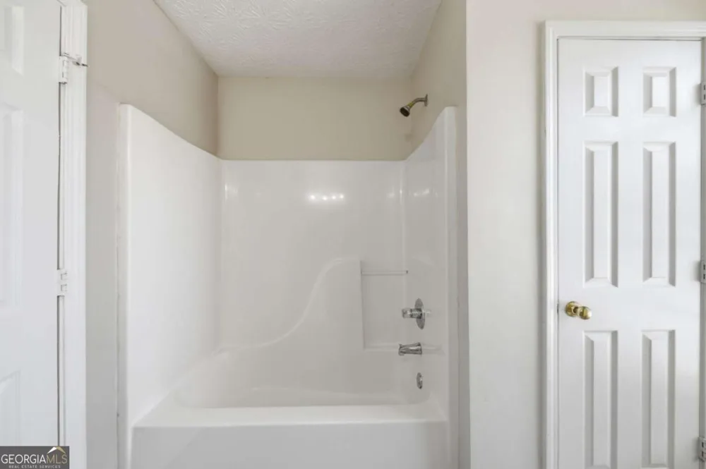 4516 Swan TRCE Union City, GA 30349