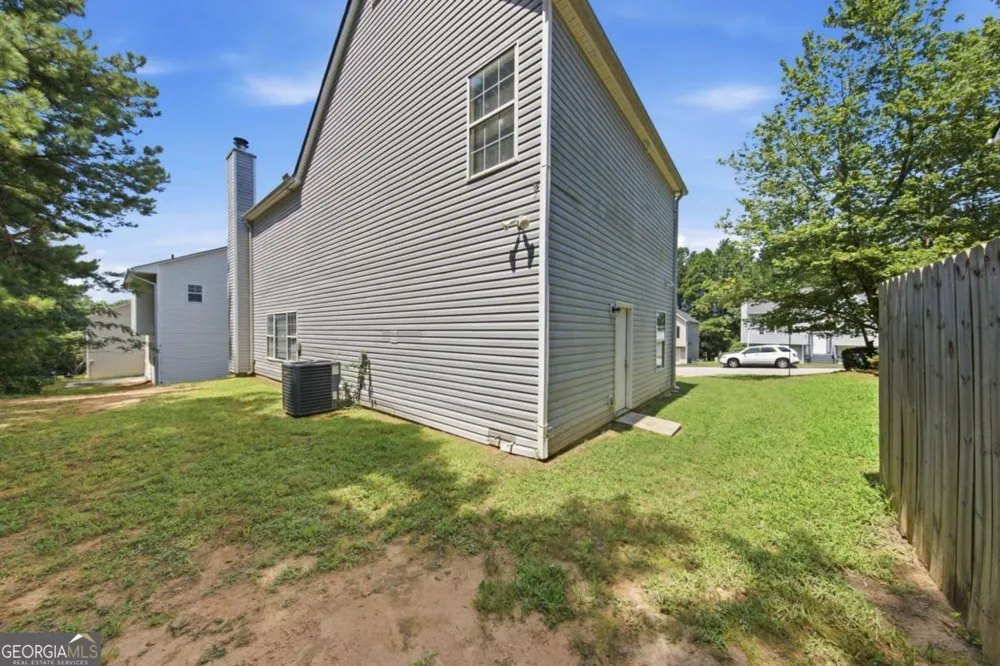4516 Swan TRCE Union City, GA 30349