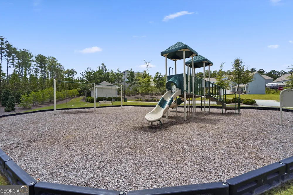4240 Oakhurst DR Fairburn, GA 30213