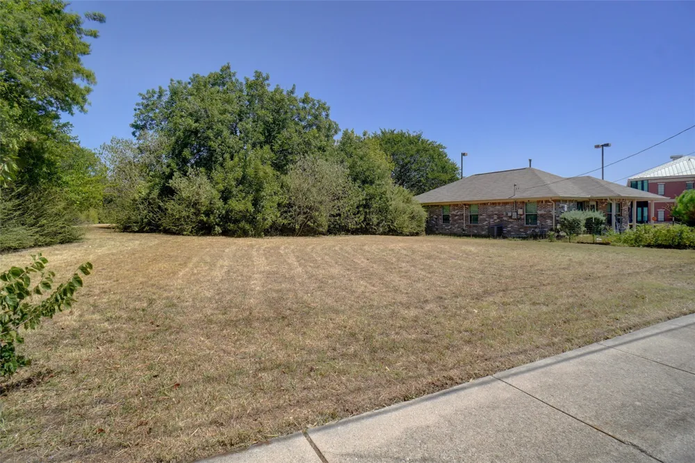 1117 Wilson Street Denton, TX 76205