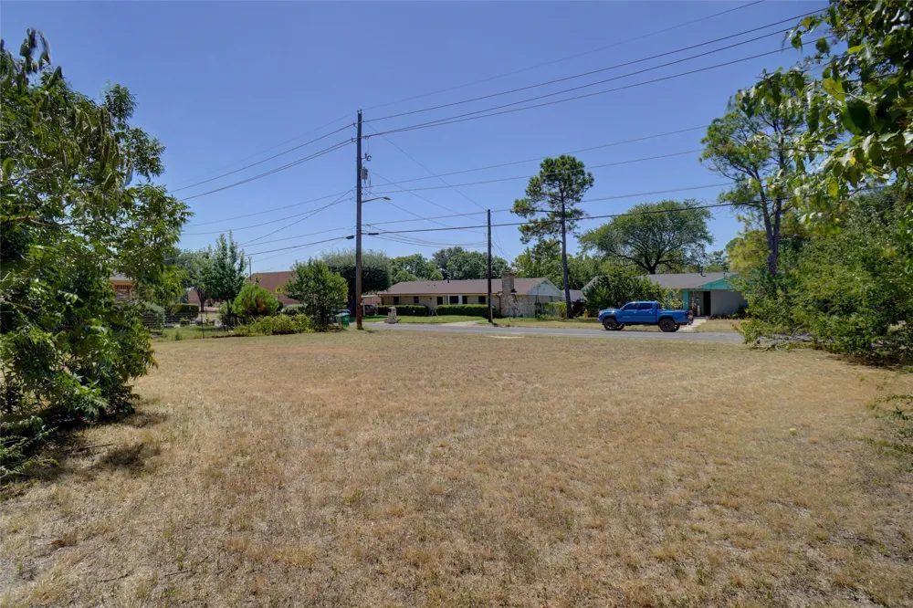 1117 Wilson Street Denton, TX 76205