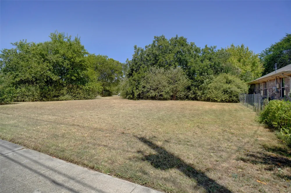 1117 Wilson Street Denton, TX 76205