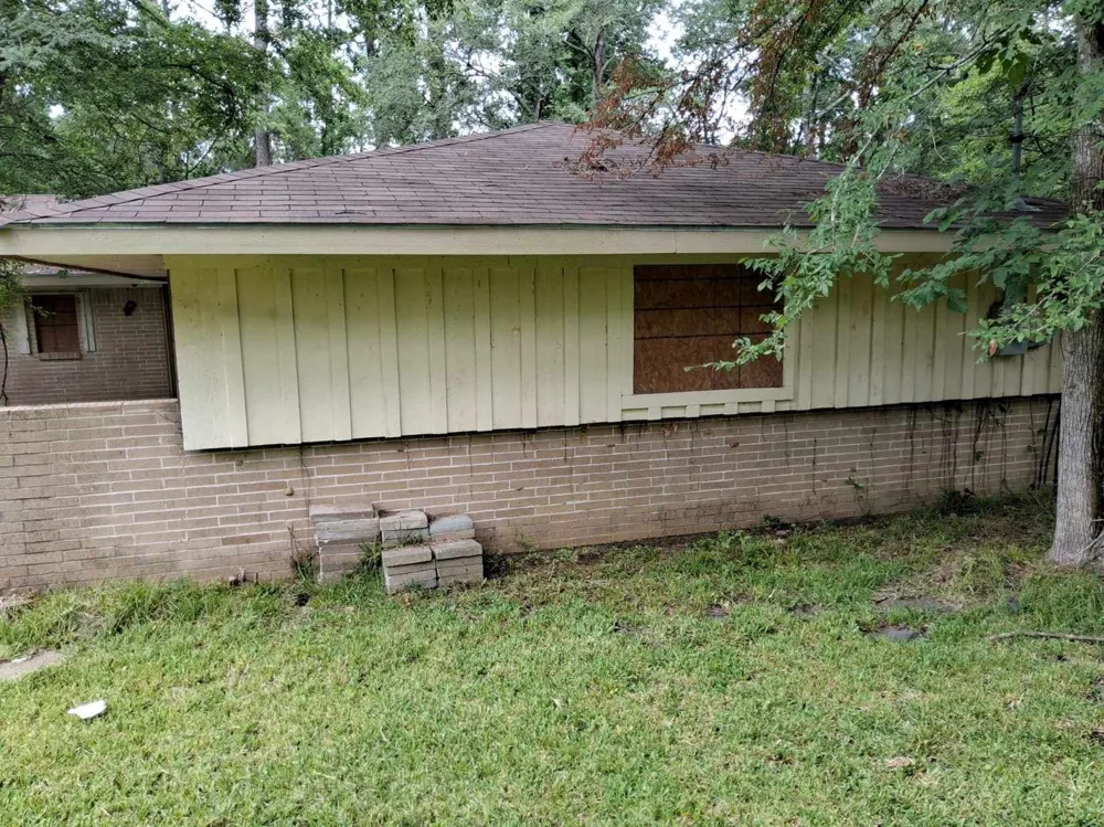 911 Shore Shadow Drive Houston, TX 77336